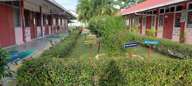 SJK(T) LADANG BUKIT RAJAH photo 2