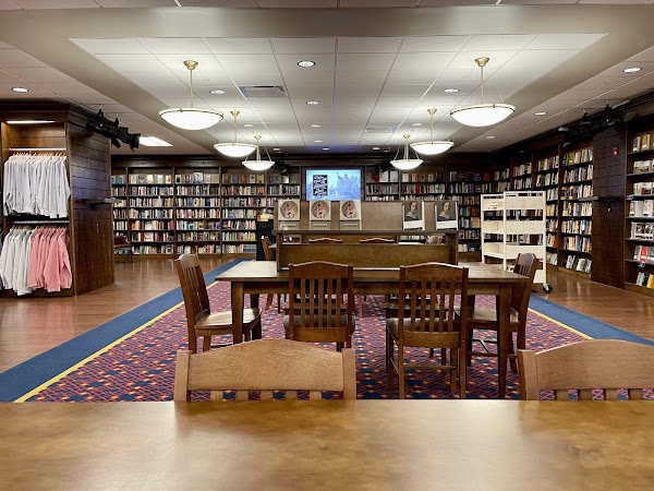 Photo by Lucas Olivares