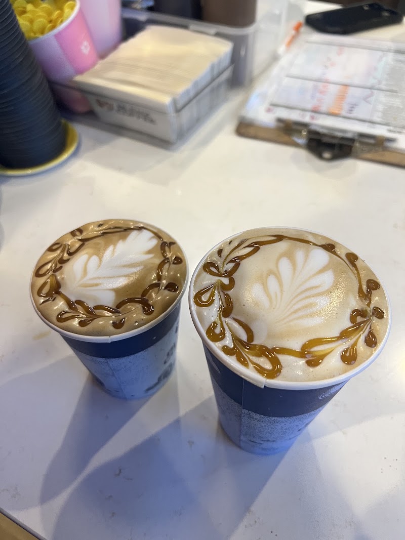 Blenz Coffee photo 3
