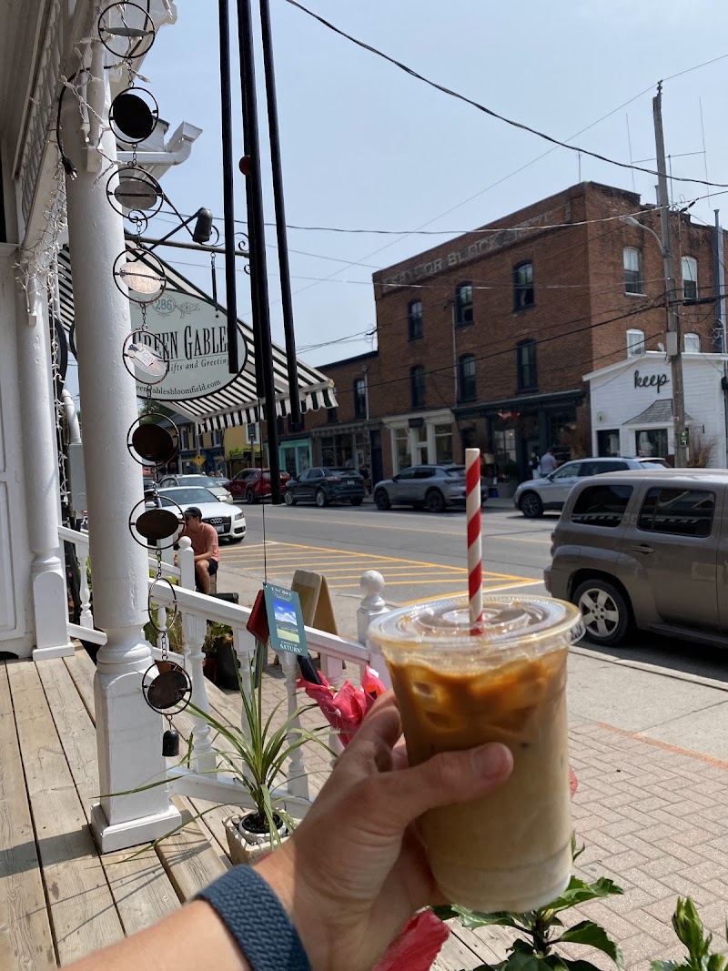 Citizen Frances photo 2