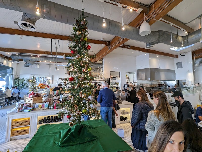 Joan’s on Third photo 4