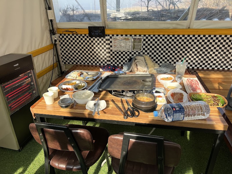 별빛캠핑식당 사진 7