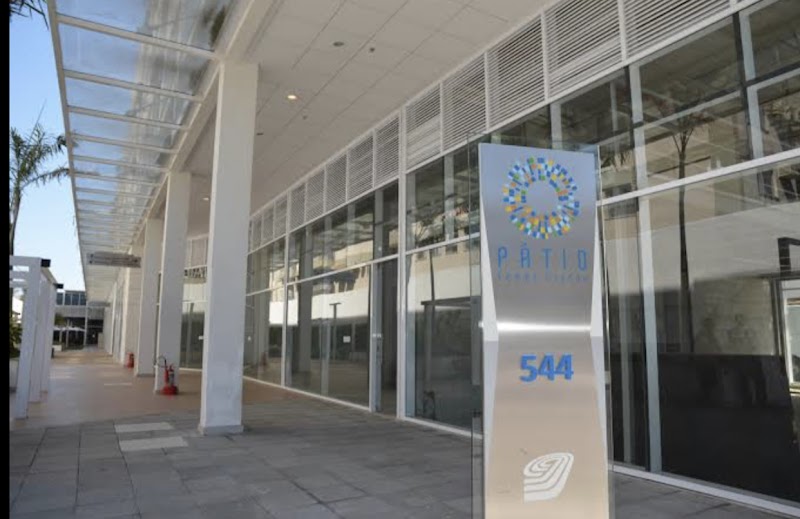 Dra. Letícia Leal - Odontologia Especializada - foto 2