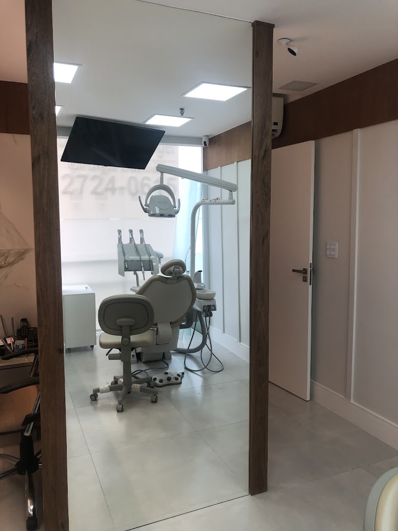 Dentista em Campos dos Goytacazes Dra. Raquel Rangel / Clinica Odontológica em Campos dos Goytacazes Dra. Raquel Rangel - foto 3