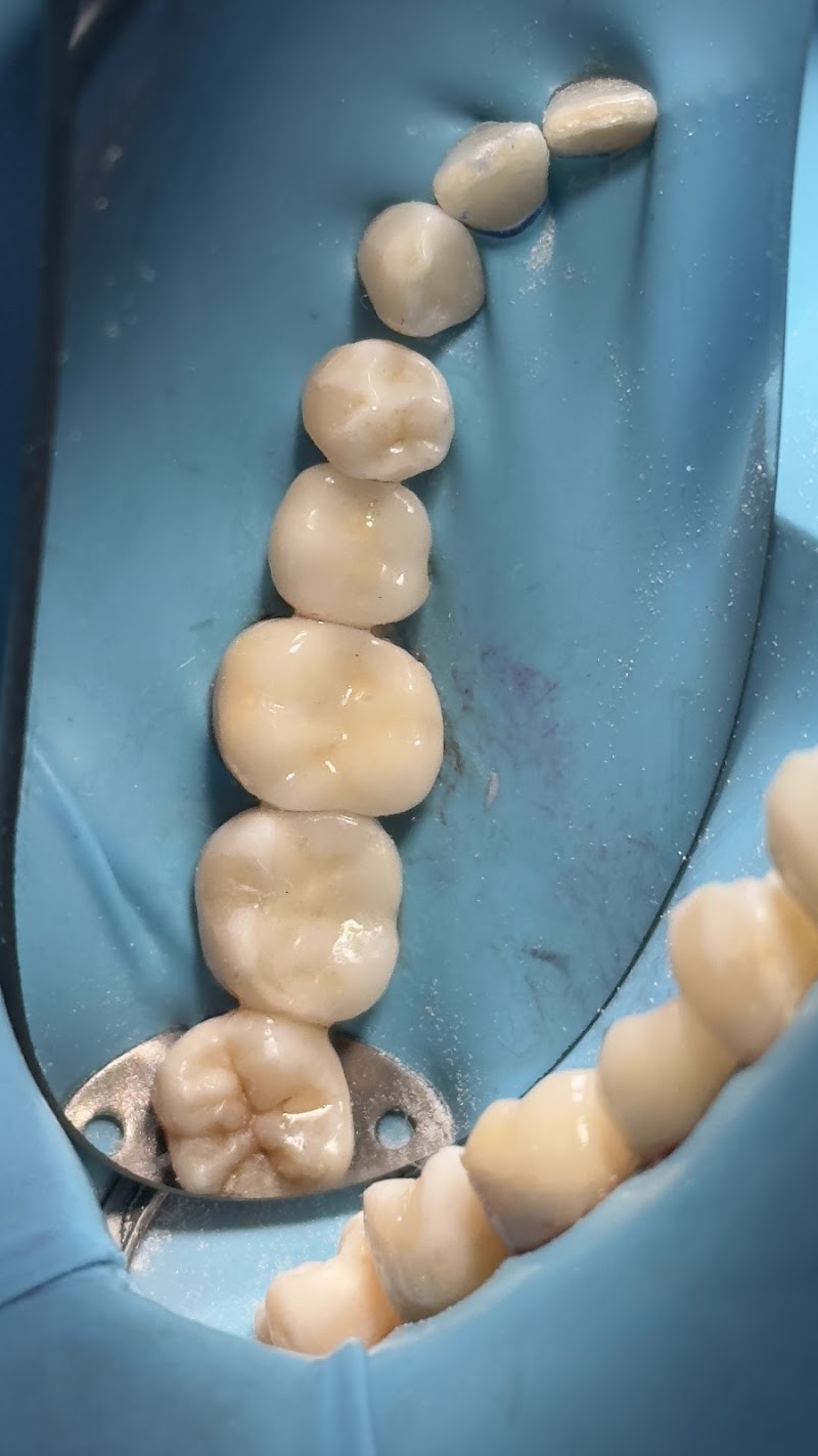 Dentista em Campos dos Goytacazes Dra. Raquel Rangel / Clinica Odontológica em Campos dos Goytacazes Dra. Raquel Rangel - foto 4