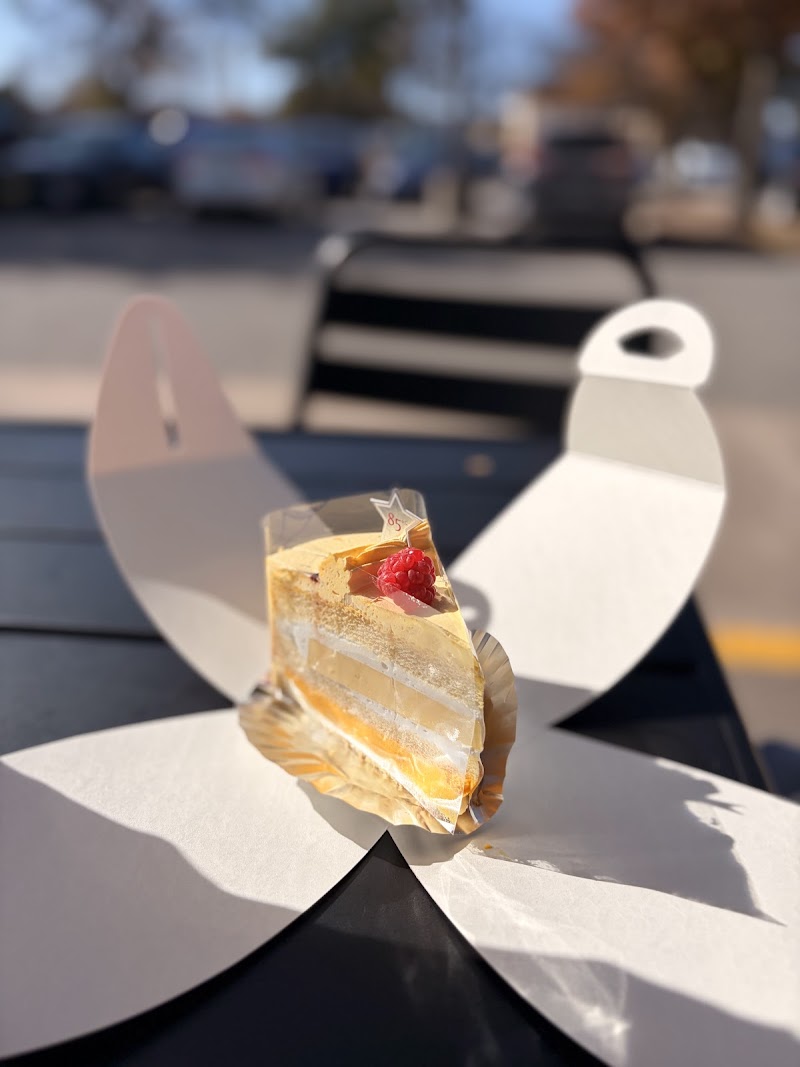 85°C Bakery Cafe - Lakeline photo 2