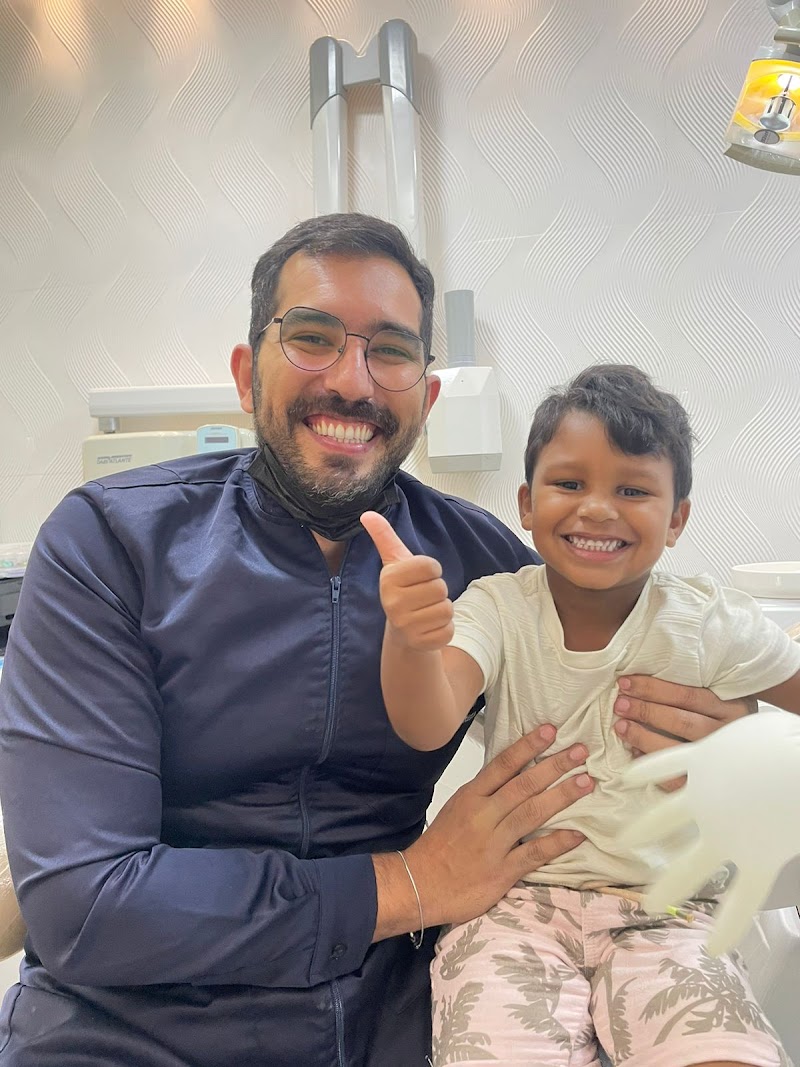 Dentista Dr. Ronney Andrade - Consultório Odontológico Boa Viagem - foto 5