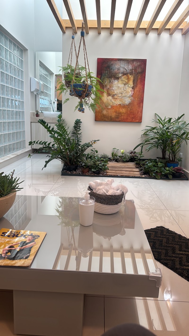 Dra. Priscila Jardim - foto 5