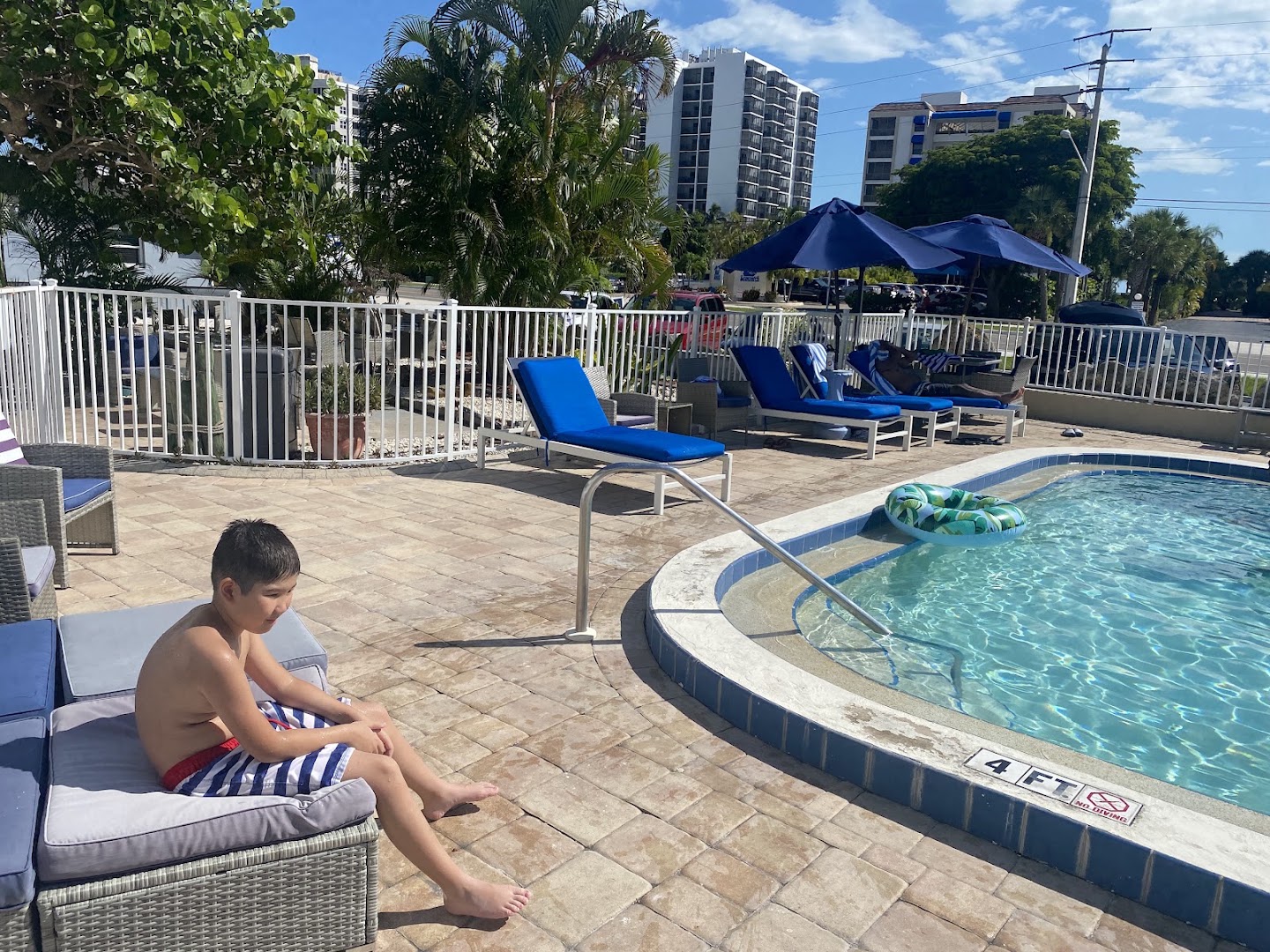 Dolphin Motel photo 3