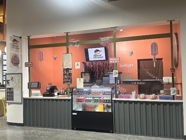 WEARING/DUVALL CORN DOG & LEMONADE exterior