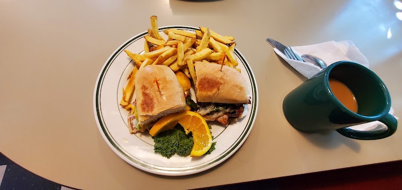 Del Monte Cafe photo 2