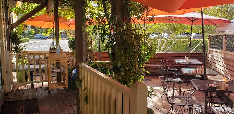 Del Monte Cafe photo 1