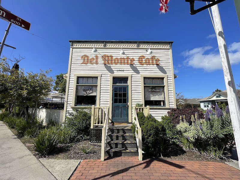 Del Monte Cafe photo 4