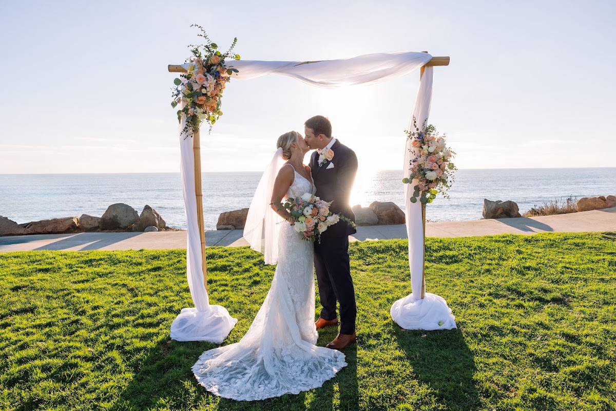 Mobile Beauty Team -Makeup Artist and Hair Styling In San Diego: Google Places image 4
