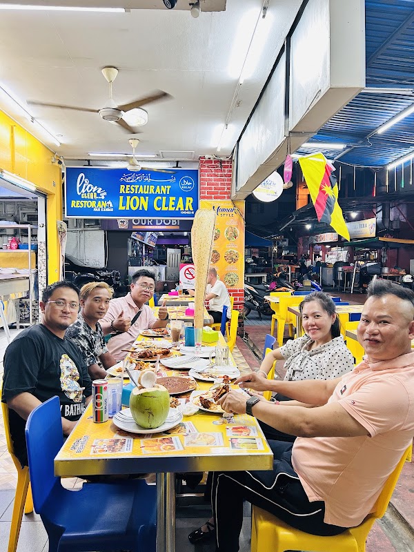 Restaurant Lion Clear Nasi Kandar - Photo 1