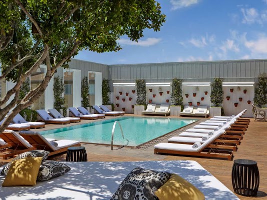 The Valorian West Hollywood, Curio Collection by Hilton
