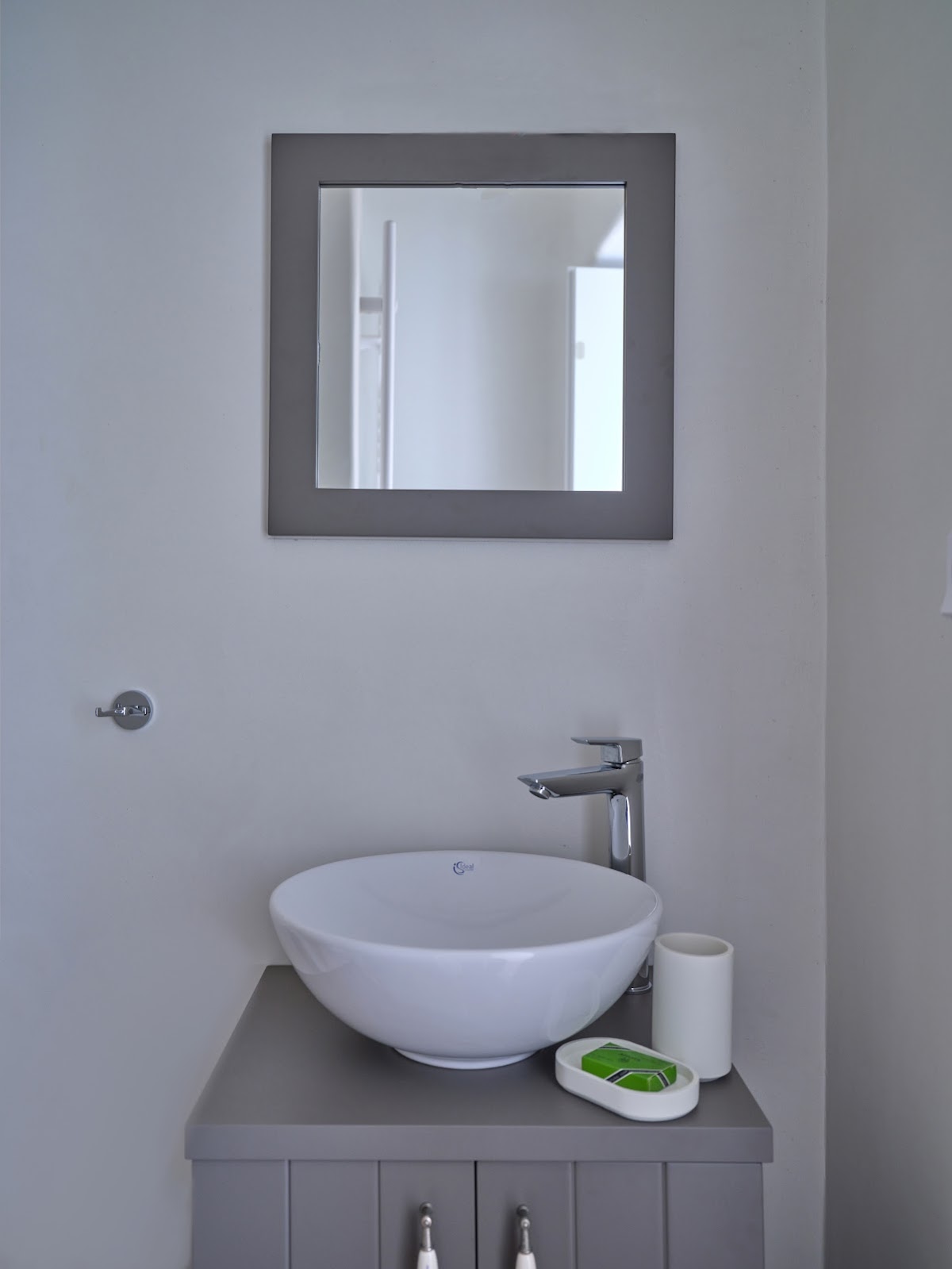 Retreat Paros — 4