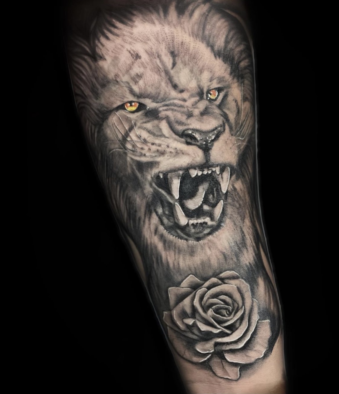 The Paint Parlor tattoo parlor in Sanford, FL