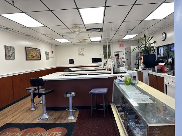 Lov’n Donuts Diner You’ll Love