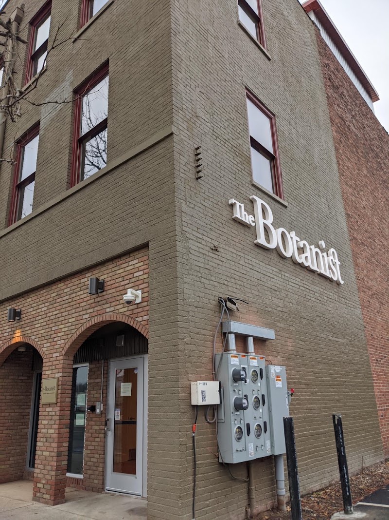 Video tour of The Botanist Akron Dispensary retail environment