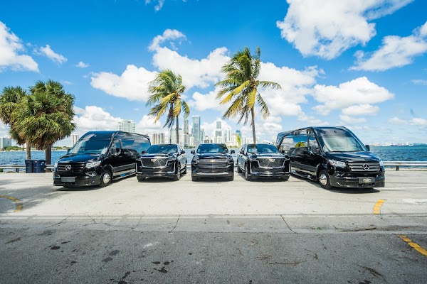 Blackcar & Party Buses Miami portfolio