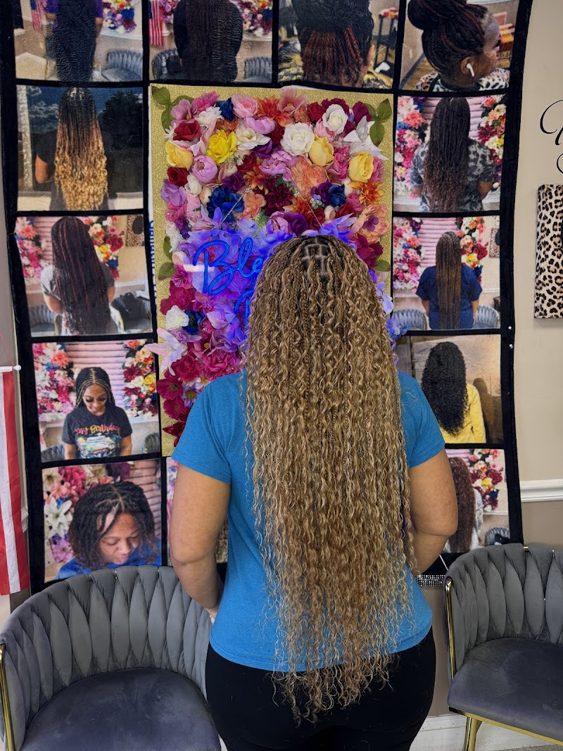 Blessing African hair braiding