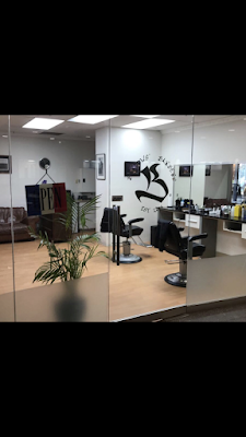 Barlows’ Barbers photo 2