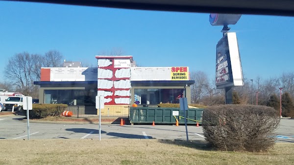 DAIRY QUEEN exterior