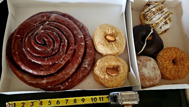 Cosmic Donuts Bakery & Cafe photo 2
