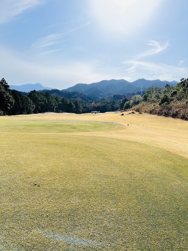 Suzuka Country Club - Photo 2