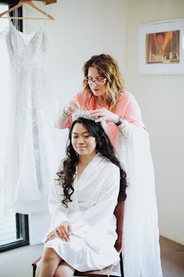 Kerrie Mace Mobile Hairdresser photo 3