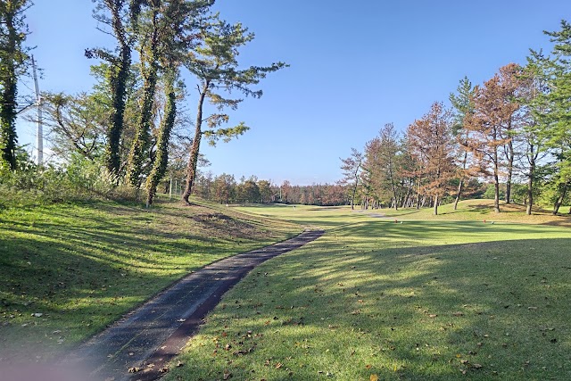 Akita Country Club - Photo 1