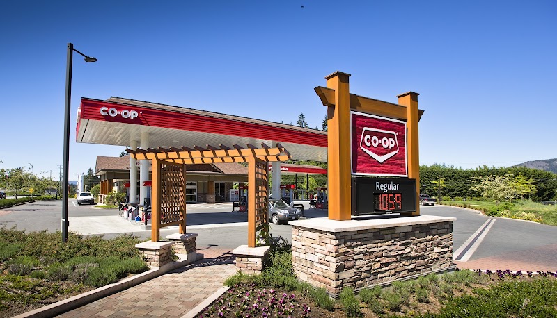 Peninsula Co-op Gas & Convenience Centre - South Duncan photo 2