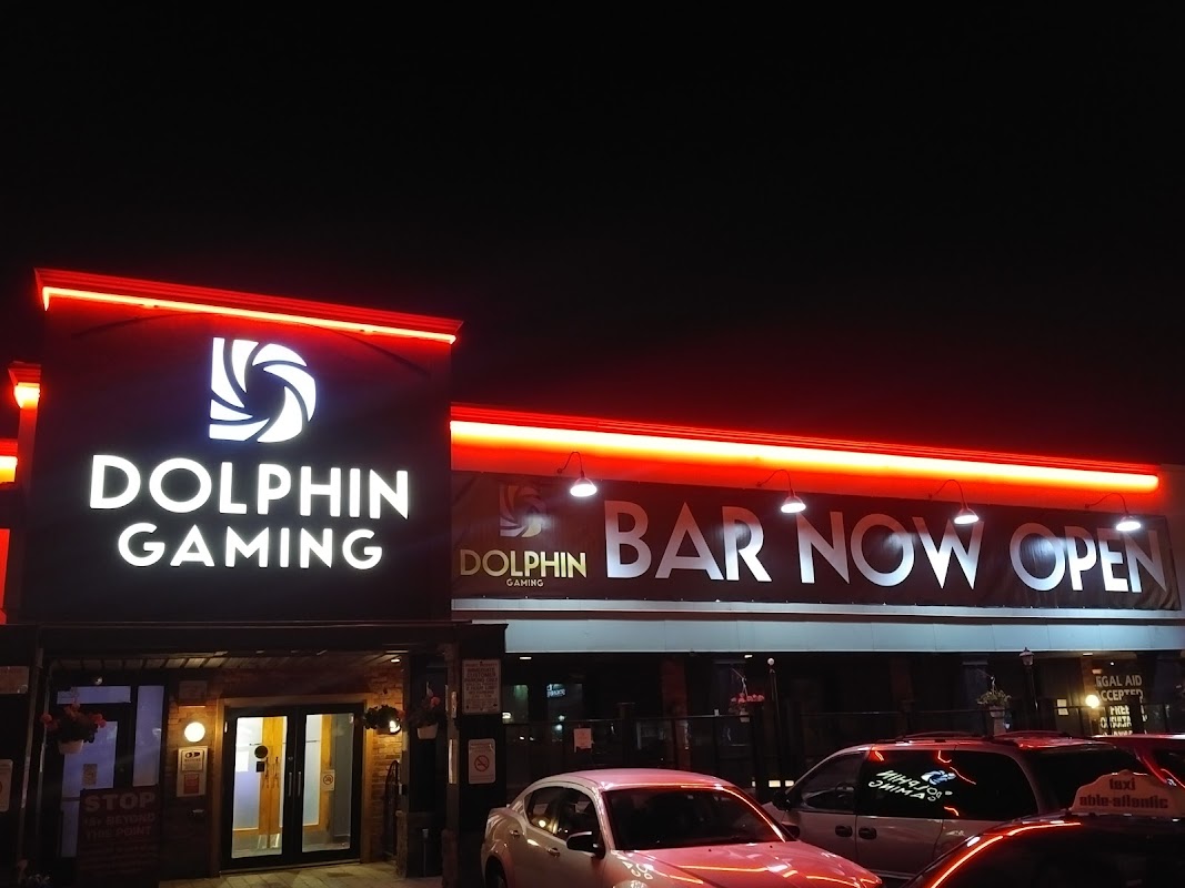 Dolphin Gaming — Reasonable snack bar