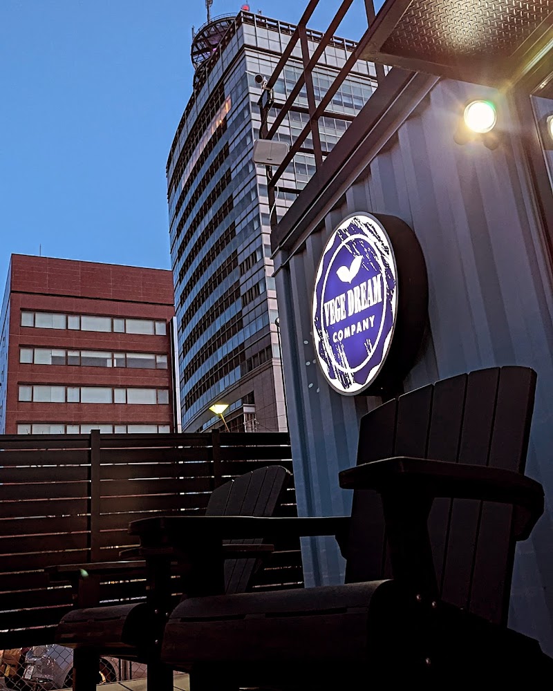 コンテナホテル＆サウナ MACHINAKA 3