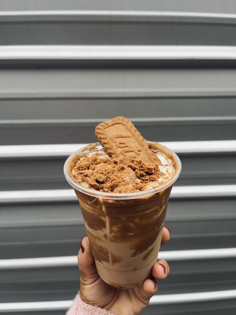 Flores brew cafe photo 1