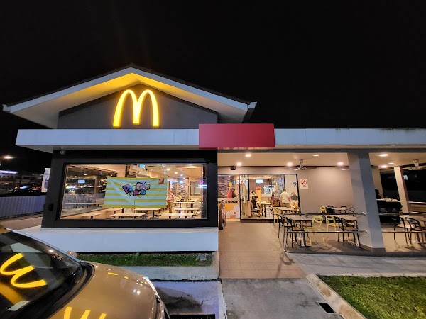 McDonald's Tanjong Malim DT