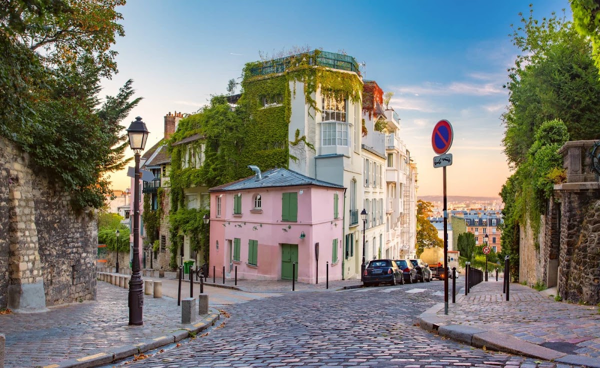 Romantic Montmartre – Self-Guided Tour & Outdoor Escape Game by Questo, vue extérieure