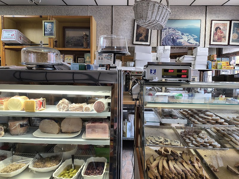 Rizzo's Bakery & Pizzeria in Jersey City, NJ