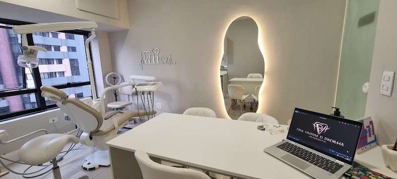 Dentista - Dra. Viviani Padilha