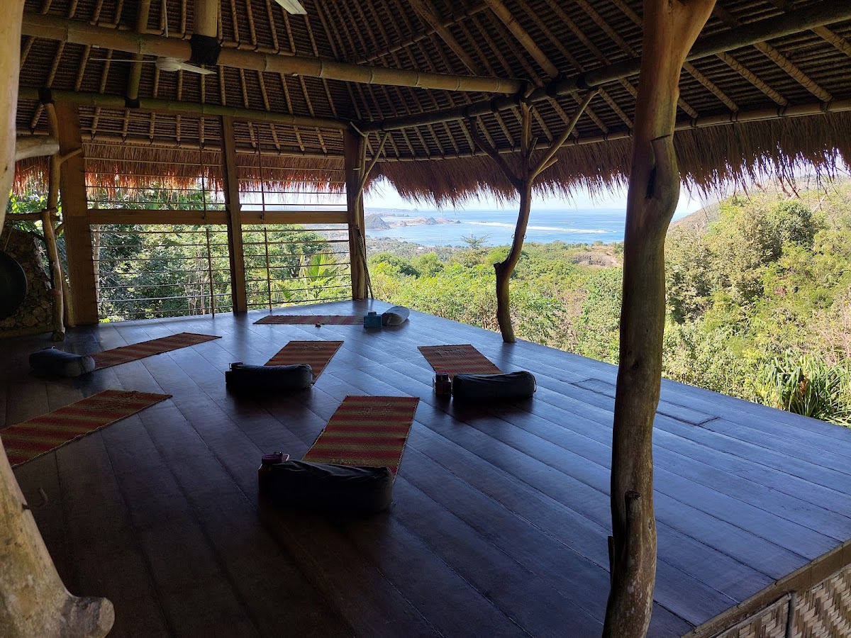 Ashtari Yoga Retreat Kuta Lombok