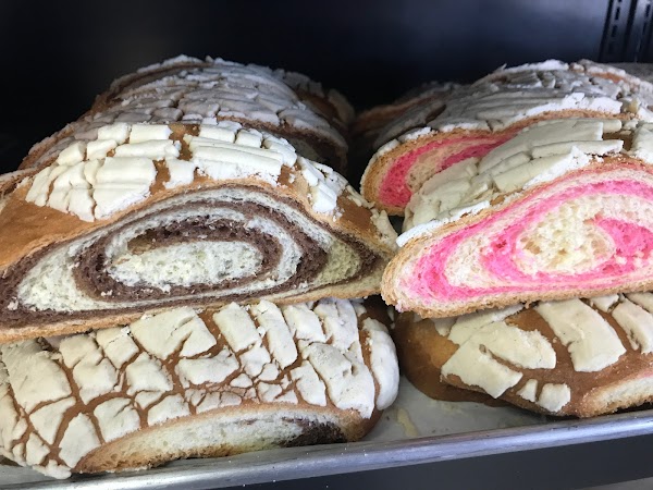 Photo by La Morena Panaderia y tortillera