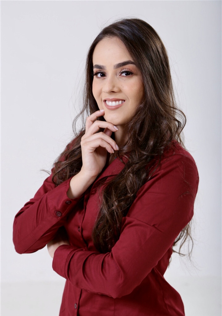 Dra. Lorena Vieira - foto 1