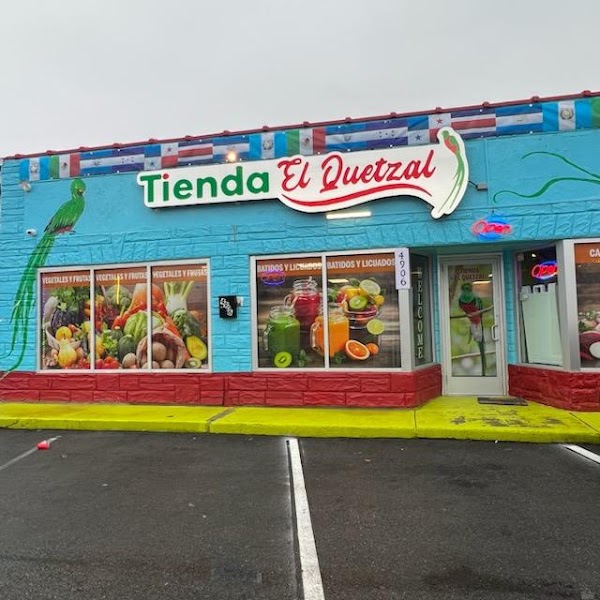 TIENDA EL QUETZAL exterior