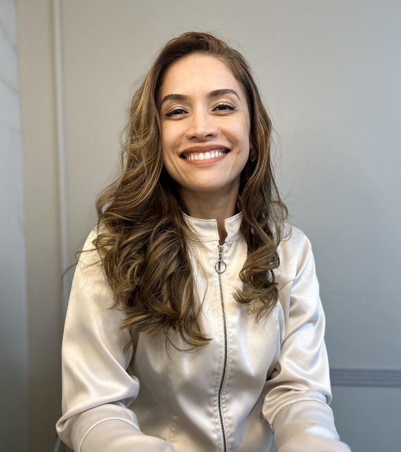 Dra Aline Melo - foto 1