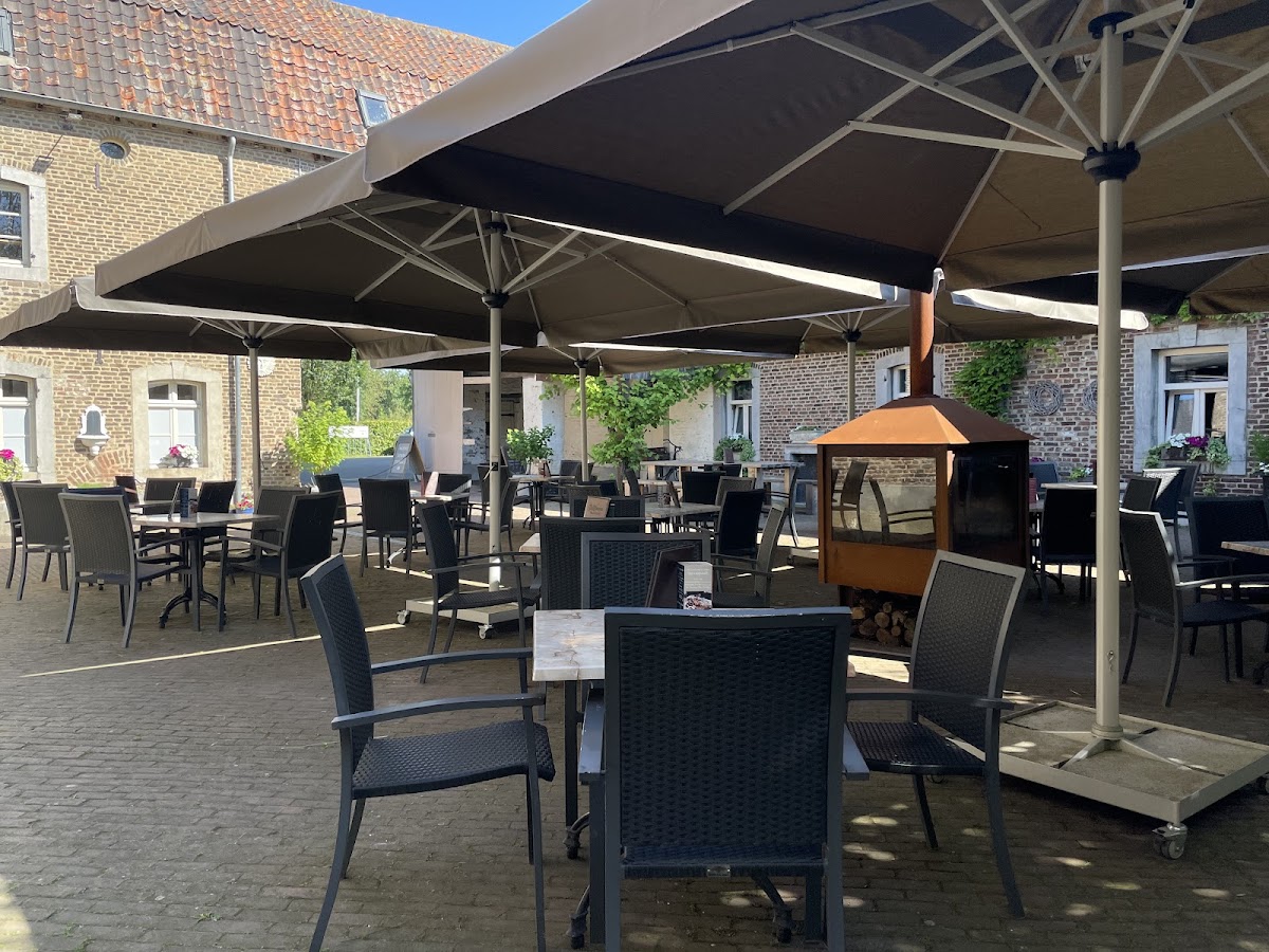 Hoeve-Serre-Terras De Laethof
