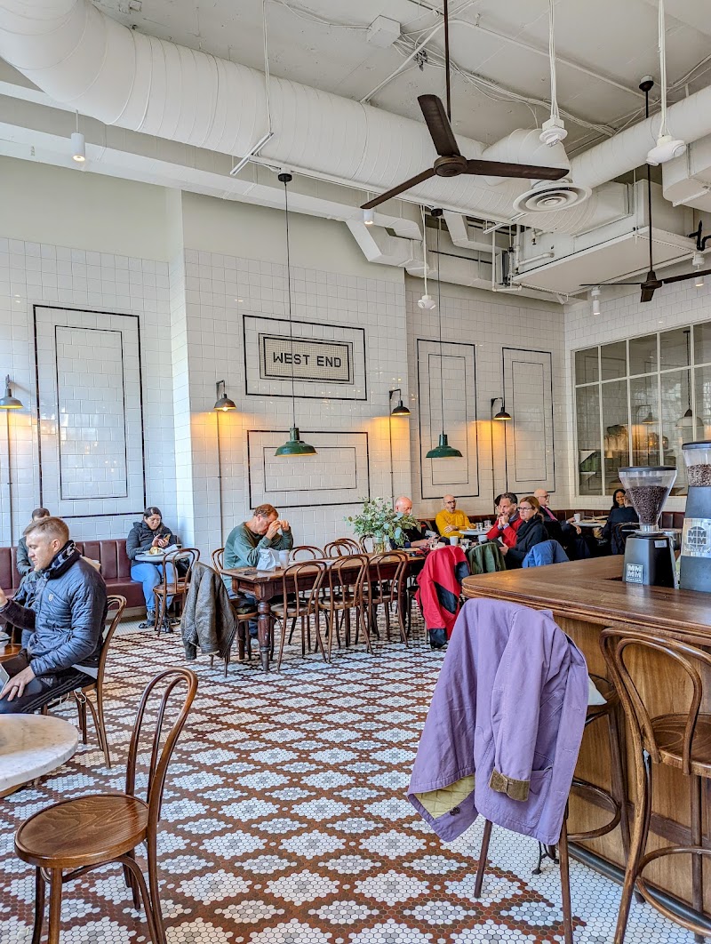 Tatte Bakery & Cafe | West End photo 1