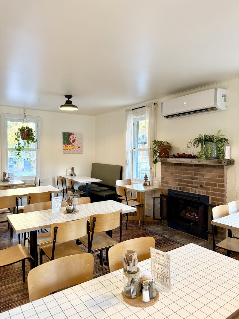 Charlotte café photo 1