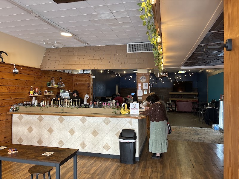 Mr. Bruce’s Coffee House photo 4