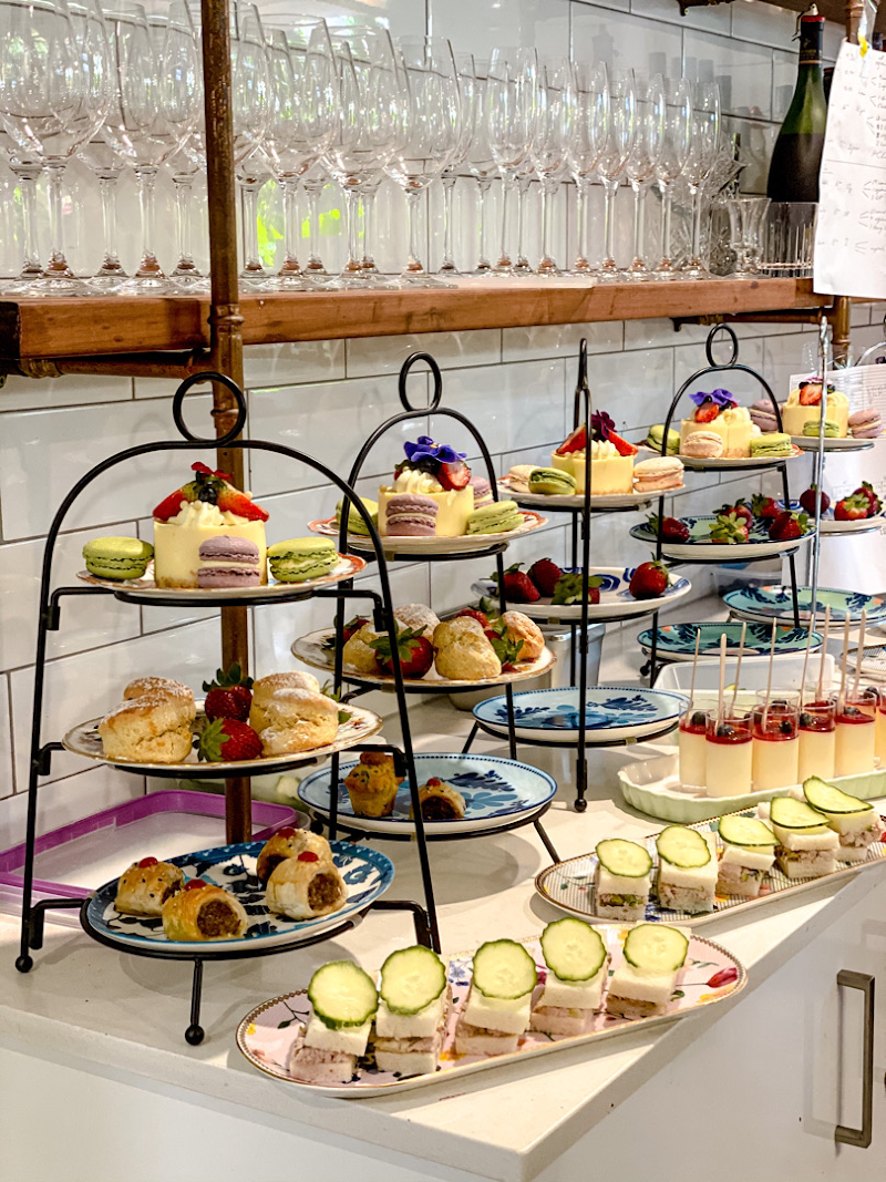 Greendays Restaurant and Bar